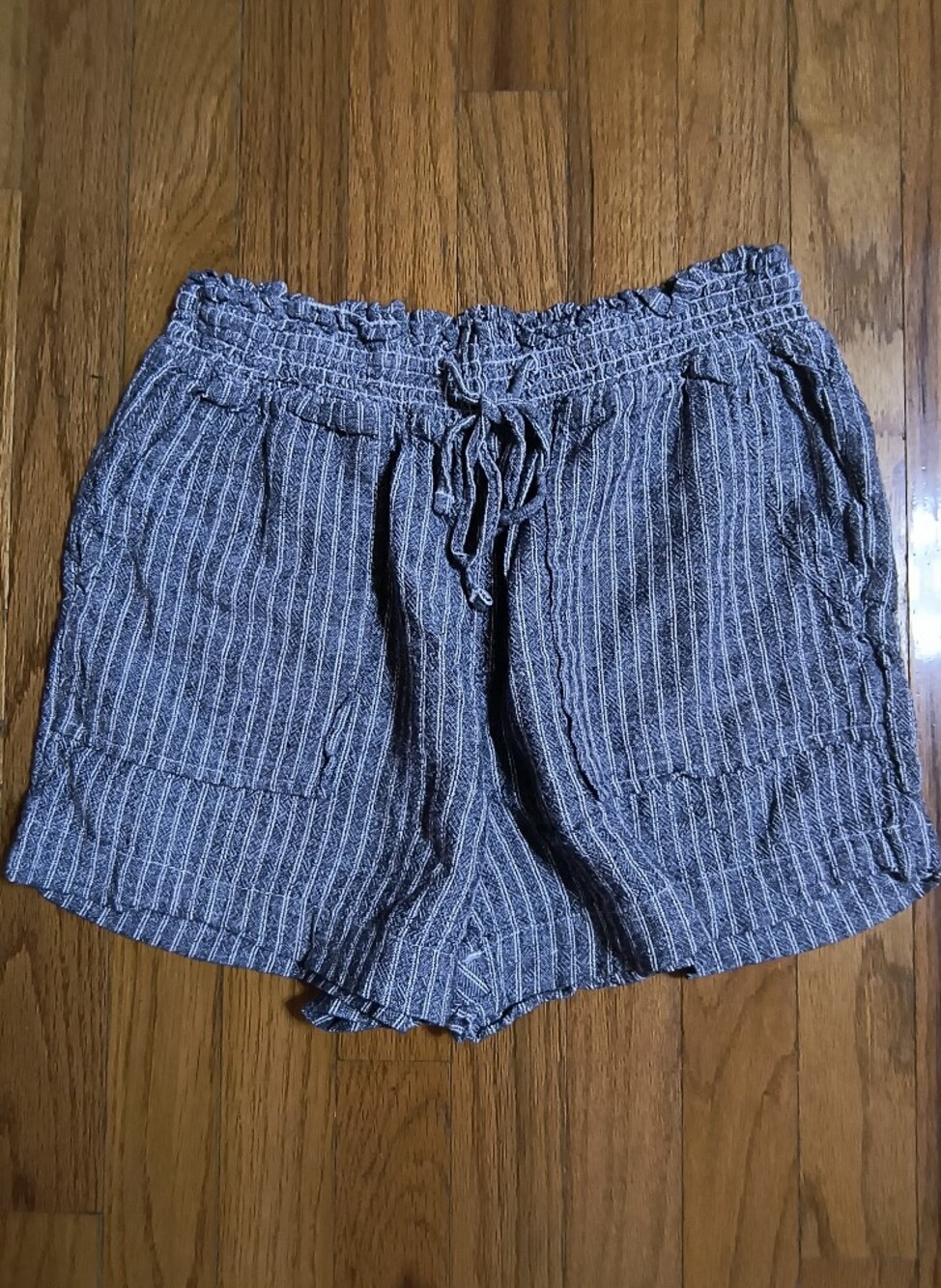 ⭐ Bundle 2 For $7⭐ Time and Tru, striped linen blend shorts, women's xs